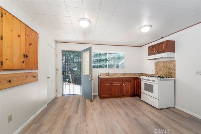 771 Woodland, Crestline, CA 92325