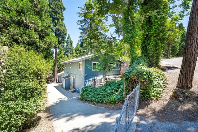 771 Woodland, Crestline, CA 92325