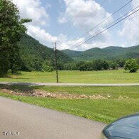 107 Love Blevins Lane, Erwin, TN 37650