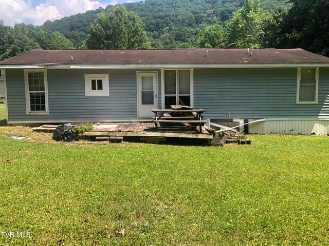 107 Love Blevins Lane, Erwin, TN 37650