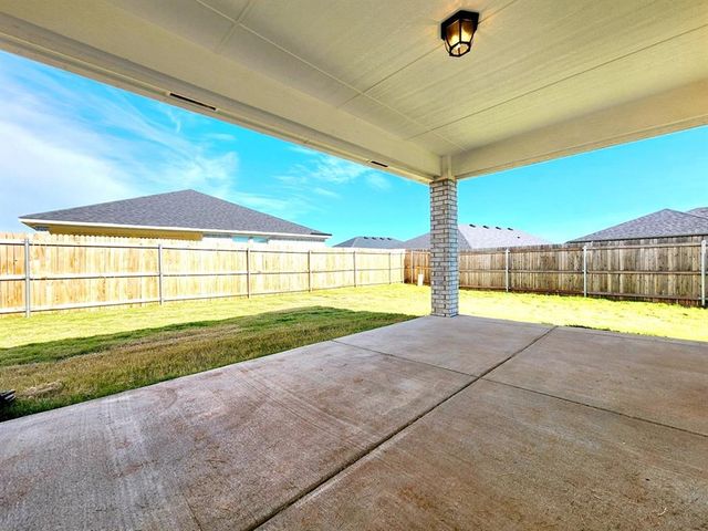 18600 Luna Drive, Edmond, OK 73012