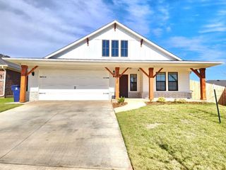 18600 Luna Drive, Edmond, OK 73012