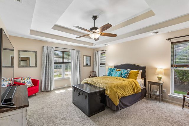 411 Creekside Drive, Richardson, TX 75081