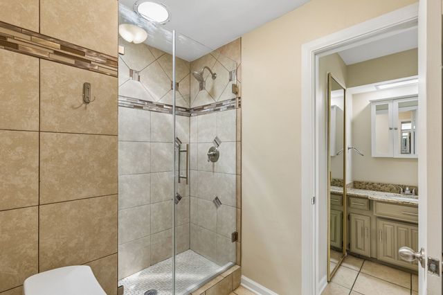 411 Creekside Drive, Richardson, TX 75081