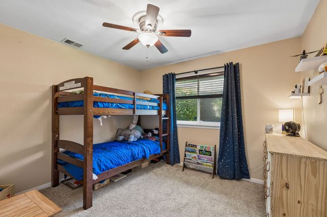 411 Creekside Drive, Richardson, TX 75081
