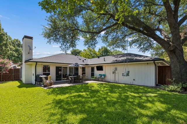 411 Creekside Drive, Richardson, TX 75081