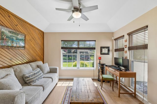 411 Creekside Drive, Richardson, TX 75081