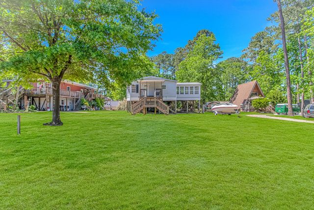 4775 Riverside Dr., North Myrtle Beach, SC 29568