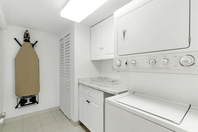 2000 S Ocean Drive 1810, Fort Lauderdale, FL 33316