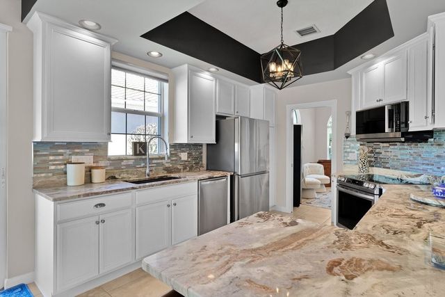 5137 Formosa Circle, Vero Beach, FL 32967