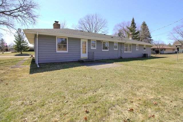 W270N390 Arrowhead TRAIL, Waukesha, WI 53188