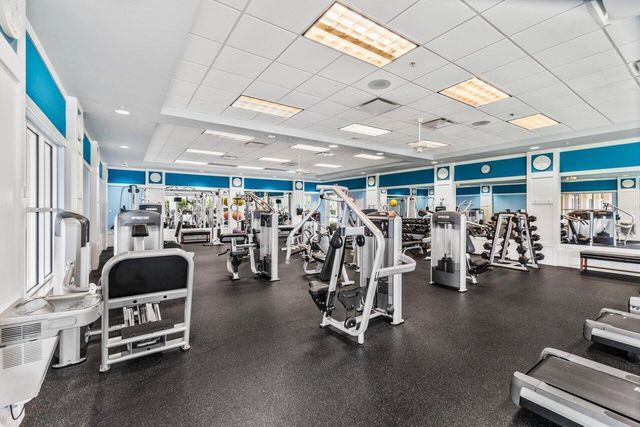 8222 Dominica Place, Wellington, FL 33414