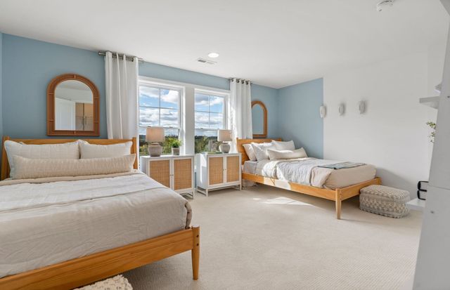 23 Emerald Run 0014, Shrewsbury, MA 01545