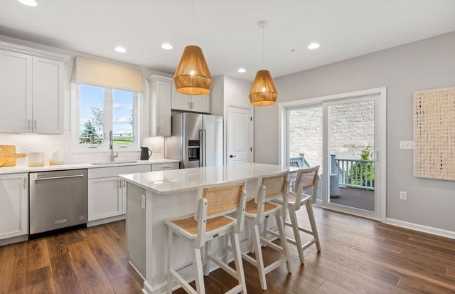 23 Emerald Run 0014, Shrewsbury, MA 01545