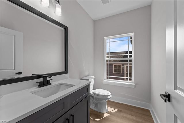 433 Cooper ST, Hampton, VA 23669