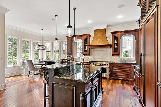 443 S Madison Street, Hinsdale, IL 60521