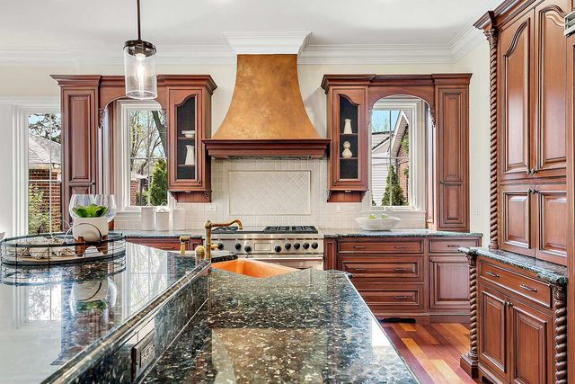 443 S Madison Street, Hinsdale, IL 60521