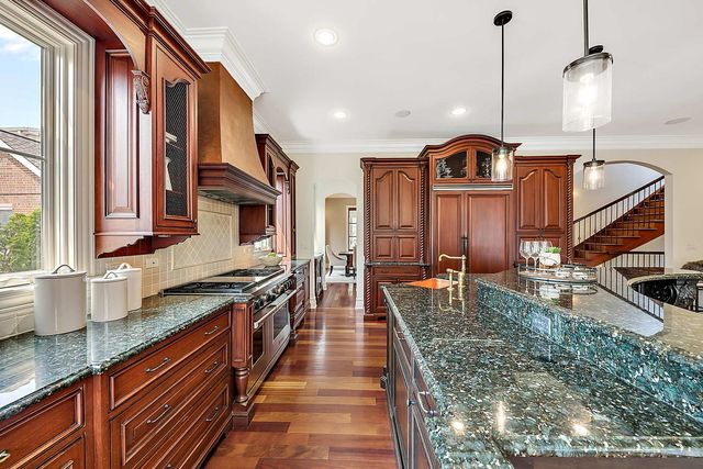 443 S Madison Street, Hinsdale, IL 60521