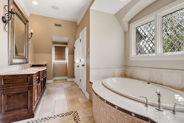 443 S Madison Street, Hinsdale, IL 60521