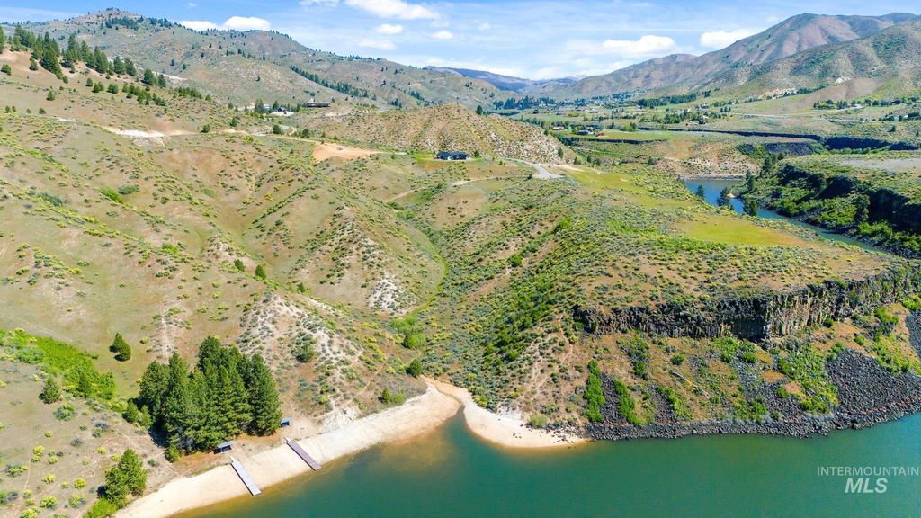 48 Robie Springs Road, Boise, ID 83716