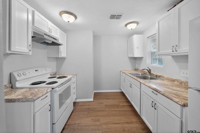 3018 Walton Road, Tyler, TX 75702