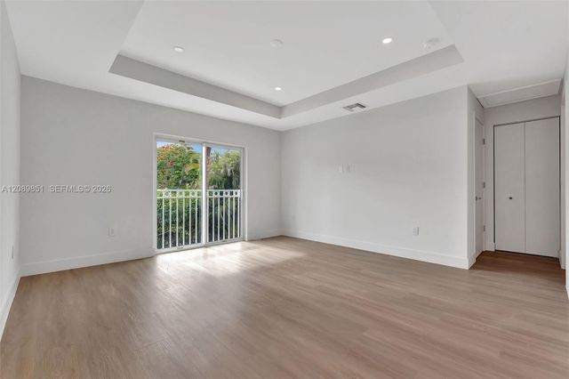 1533 NW 94th Way, Coral Springs, FL 33071