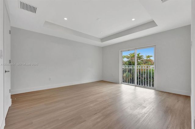 1533 NW 94th Way, Coral Springs, FL 33071