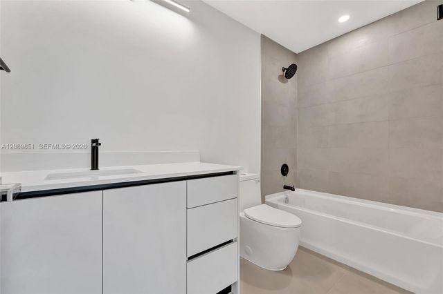 1533 NW 94th Way, Coral Springs, FL 33071