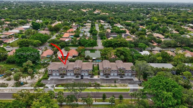 1533 NW 94th Way, Coral Springs, FL 33071