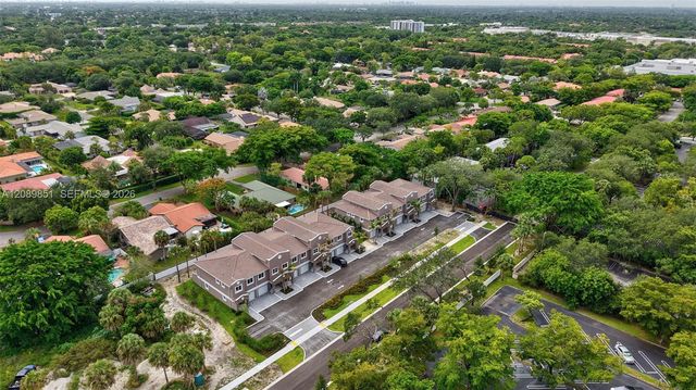 1533 NW 94th Way, Coral Springs, FL 33071