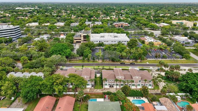 1533 NW 94th Way, Coral Springs, FL 33071