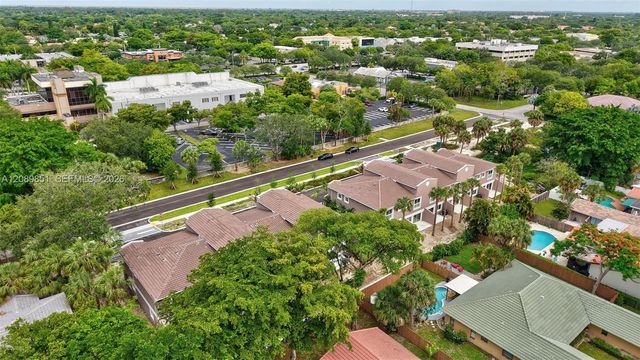1533 NW 94th Way, Coral Springs, FL 33071