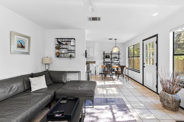 3103 Blazing Star TRL, Cedar Park, TX 78613