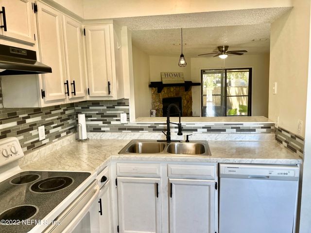 2066 UTAH Avenue 2, Jacksonville, FL 32207