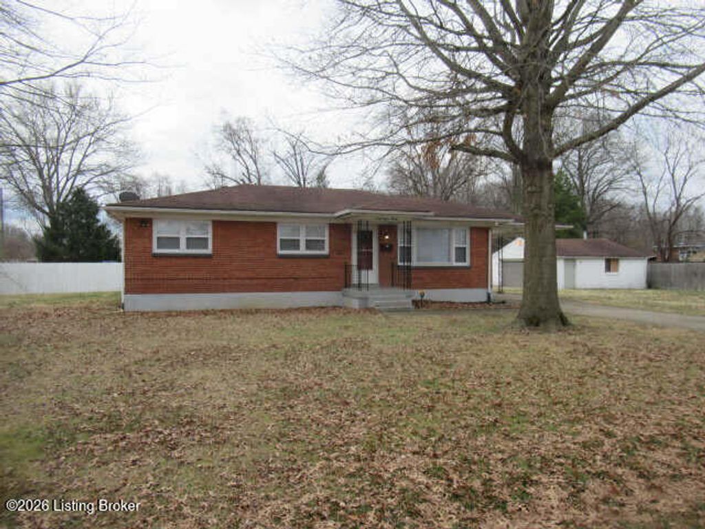 4330 Bayberry Dr, Louisville, KY 40216