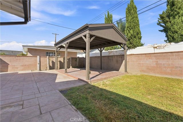 10255 Newville Avenue, Downey, CA 90241