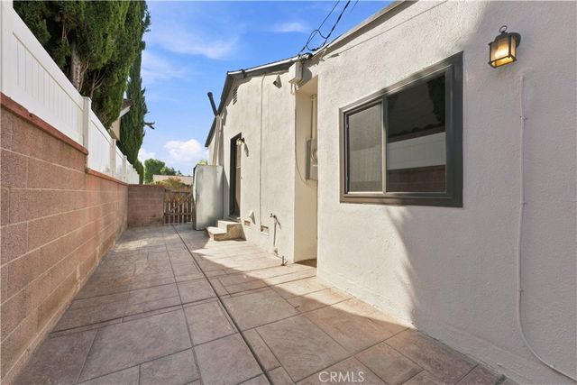 10255 Newville Avenue, Downey, CA 90241