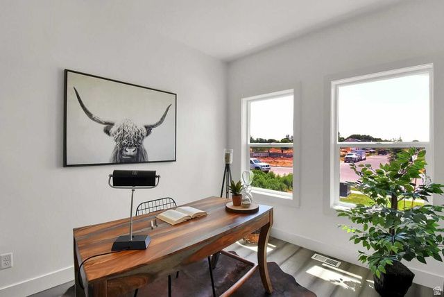 808 W 70 RES, Hyrum, UT 84319