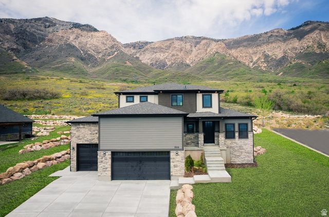 808 W 70 RES, Hyrum, UT 84319