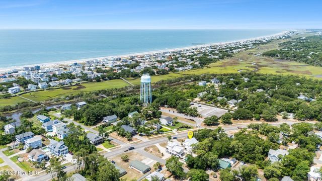 3106 E Oak Island Drive, Oak Island, NC 28465