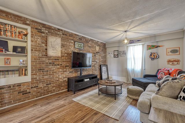 335 Foxhall Road, Spartanburg, SC 29306