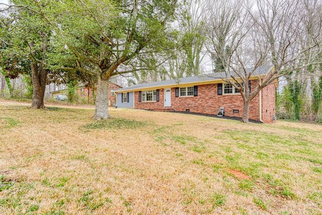 335 Foxhall Road, Spartanburg, SC 29306