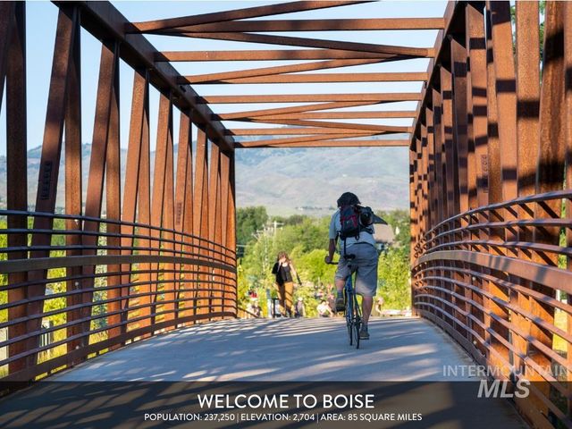 403 E 50th St, Garden City, ID 83714