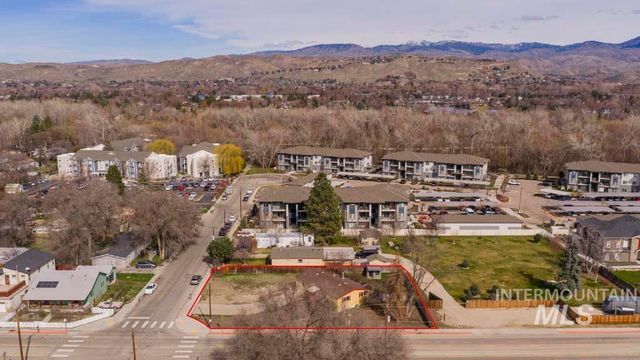 403 E 50th St, Garden City, ID 83714