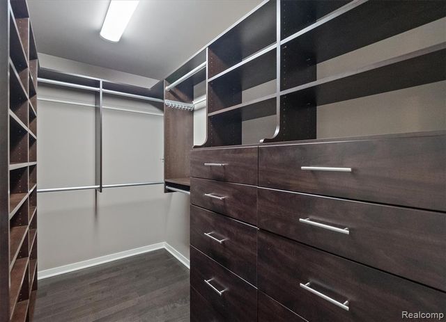 432 S Washington Avenue 1804, Royal Oak, MI 48067