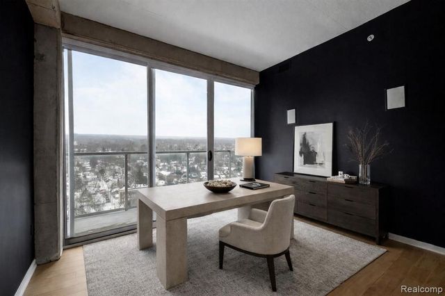 432 S Washington Avenue 1804, Royal Oak, MI 48067