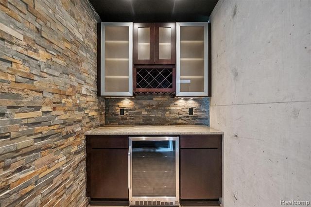 432 S Washington Avenue 1804, Royal Oak, MI 48067