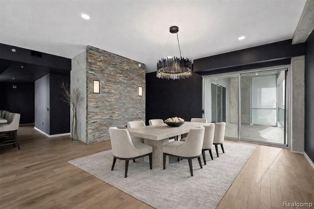 432 S Washington Avenue 1804, Royal Oak, MI 48067