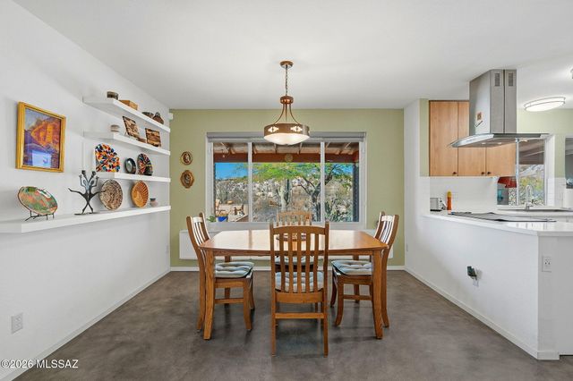 6745 N Quartzite Canyon Place, Tucson, AZ 85718