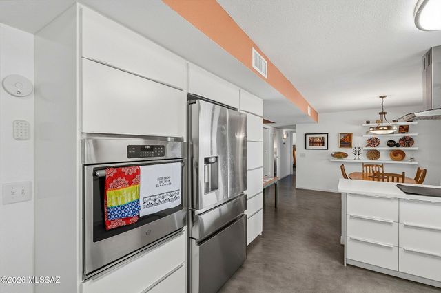 6745 N Quartzite Canyon Place, Tucson, AZ 85718